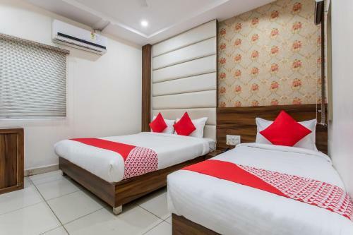 Oyo 24144 Tathastu Hotel