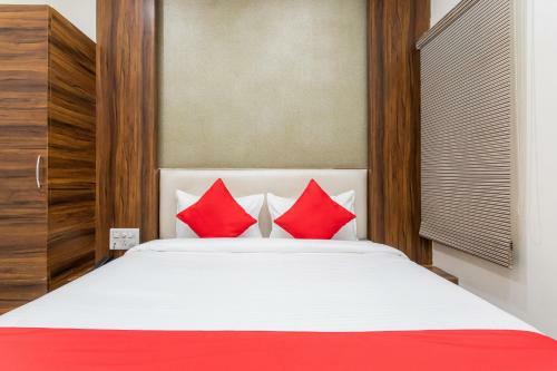 Oyo 24144 Tathastu Hotel
