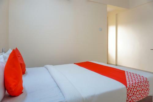Hotel Oyo 81616 Omkar Executive