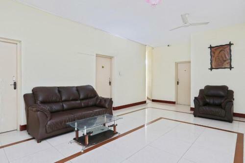 Hostal Budget Holiday Home
