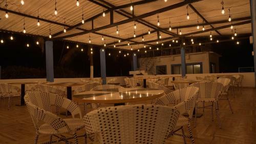 Hotel Santorini Vasai Resort