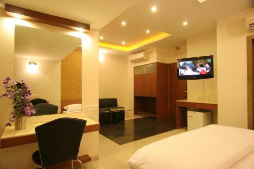 Hotel Pride Biznotel Alkapuri