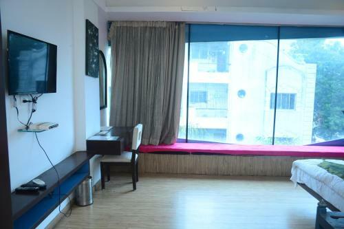 New Yahvi Hotel