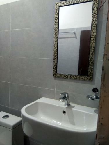 Hotel Annai Bay