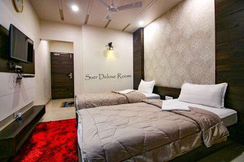 Hotel Midtown,vadodara