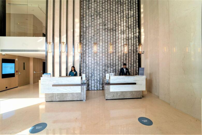 Hotel Courtyard By Marriott Vadodara