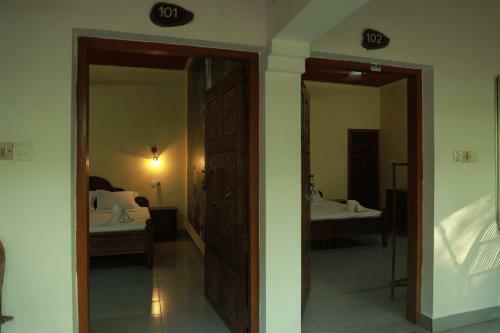 Bed & Breakfast Palm Beach Ayurvedic Resort