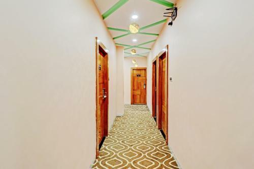 Oyo Flagship 80650 Hotel Green Way