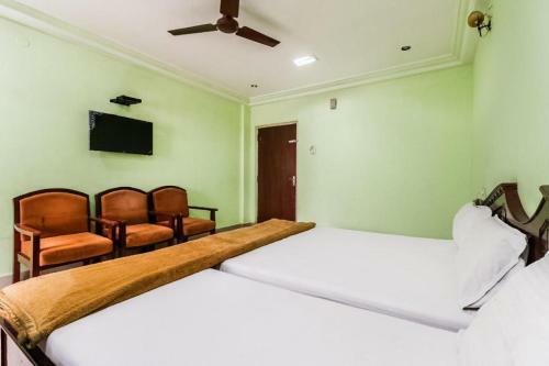 Hotel Akhil Residency