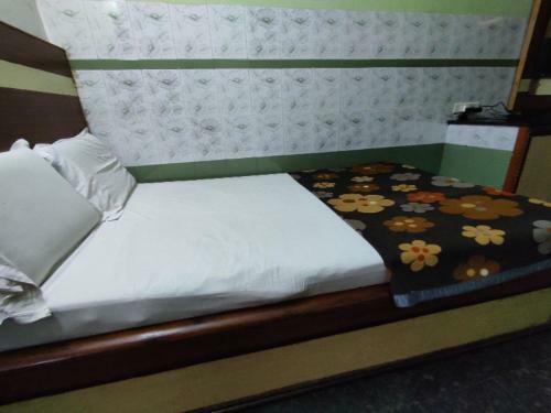 Spot On 81147 Hotel Taj