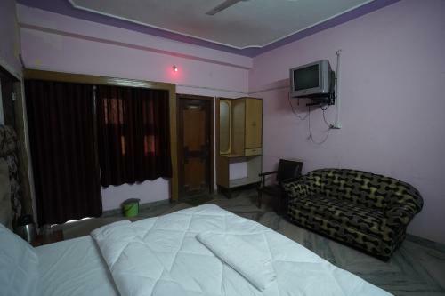 Hotel Satyam Dham By Wb Inn