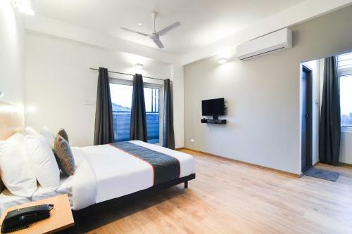 Grand Seasons- The Business Hotel