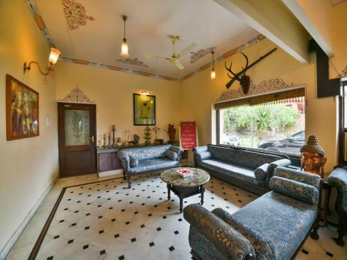 Hotel Inder Prakash