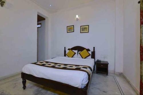 Shiv Vilas Hotel