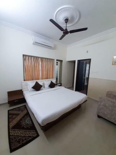 Bed & Breakfast Vanya Shri Home Stay