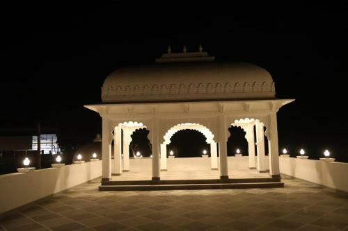 Veerghar Farms