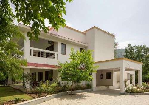 Stayvista At Ahar Villa