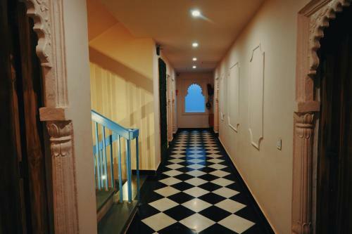 Hotel Ostel By Uddhav Villas