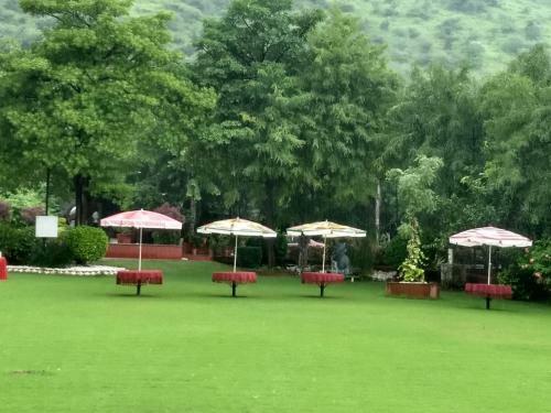 Siddhi Farms And Resort