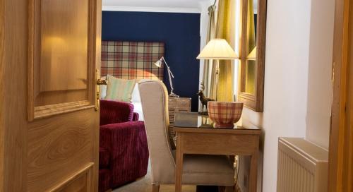 Hostal Sutherlands Guest House