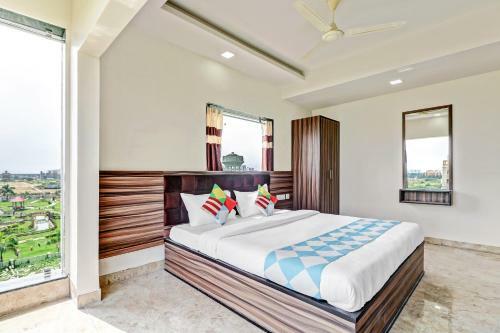 Hostal Oyo 78609 Rejoice Homestay