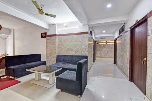 Spot On 82579 Hotel Meghdoot