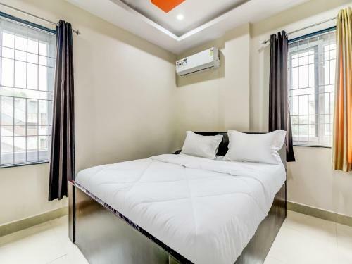 Hotel Oyo 71023 Sri Singampalli Residency