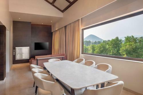 Hotel Radisson Blu Resort Visakhapatnam
