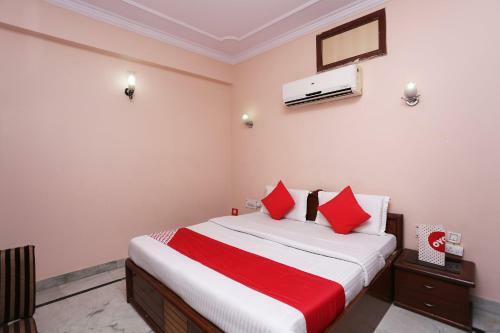 Oyo 23163 Hotel Krishna