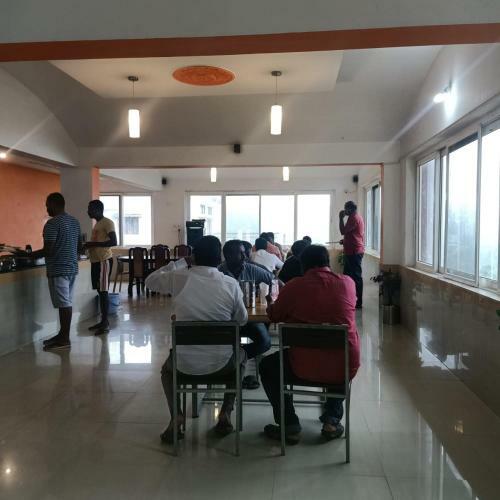 Hotel Vihal Estancia Holiday Inn