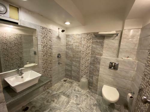 Hotel Starlit Select Nirvana
