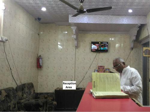 Hostal Goldy Guest House
