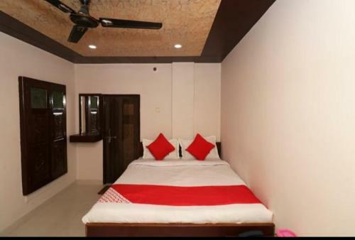 Hotel R D Palace