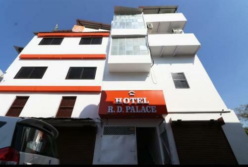 Hotel R D Palace