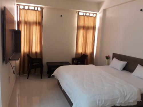 Bed & Breakfast Kashi Stay