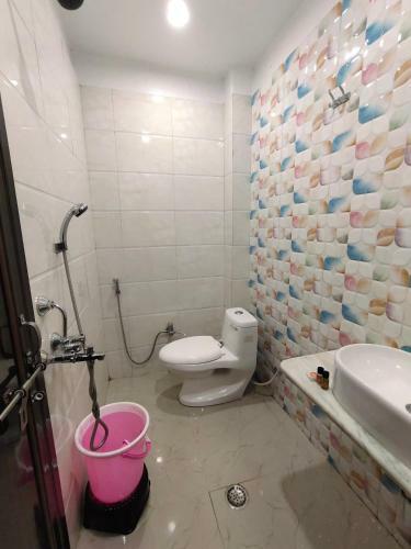 Hostal Hotel Shivratri Guest House