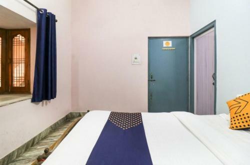Hostal 80 River End P Guest House