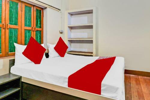 Oyo 63530 Hotel Shree