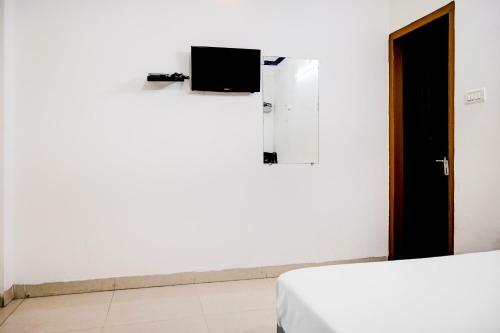 Oyo Flagship 85589 Hotel Lotus Inn