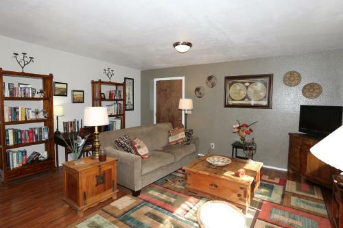 The Kimos' Ohanas B&B