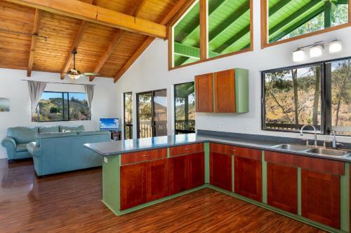 North Shore Oahu Retreat Home