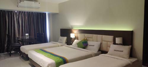 Hotel Staycation Holiday
