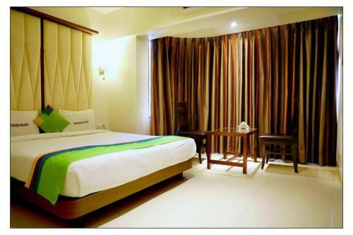 Hotel Staycation Holiday