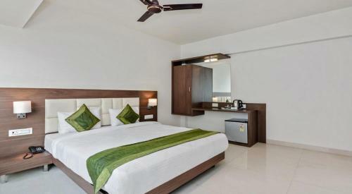 Hotel Staycation Holiday
