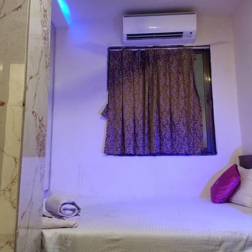 Shreeraj Hotel