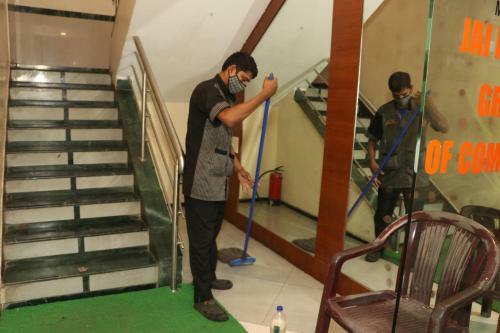 Shreeraj Hotel