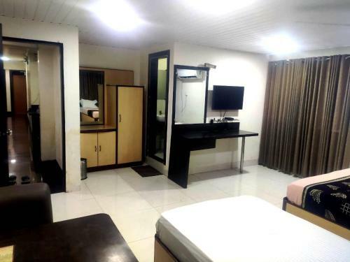 Hotel Sea View Cbd Belapur