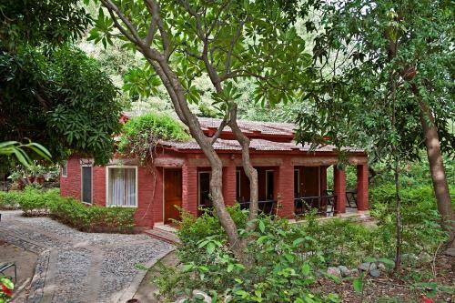 Hotel Welcomheritage Maharani Bagh Orchard Retreat