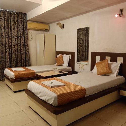 Neelkiran Hotel