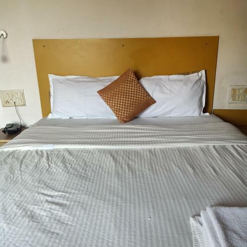 Neelkiran Hotel